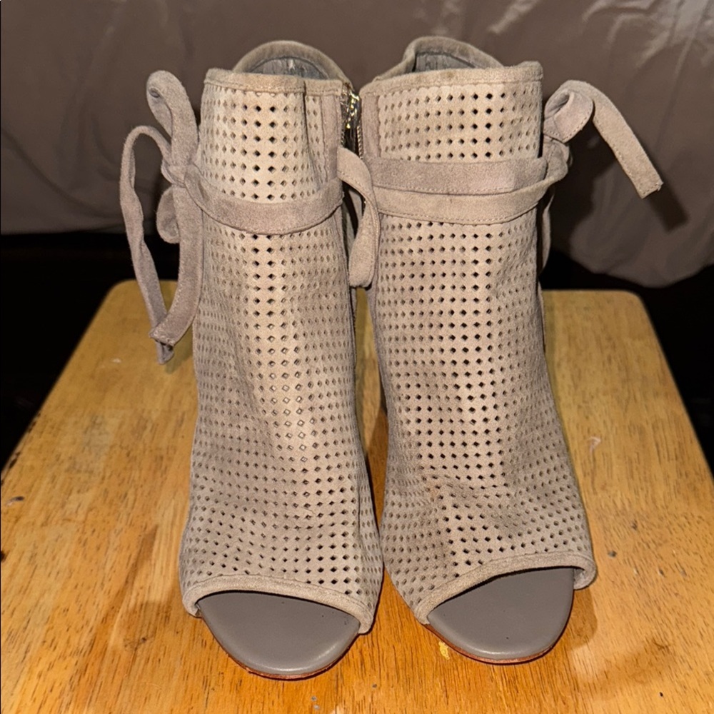Sam Edelman Perforated Peep-Toe Ankle Boots - Beige size 8.5
